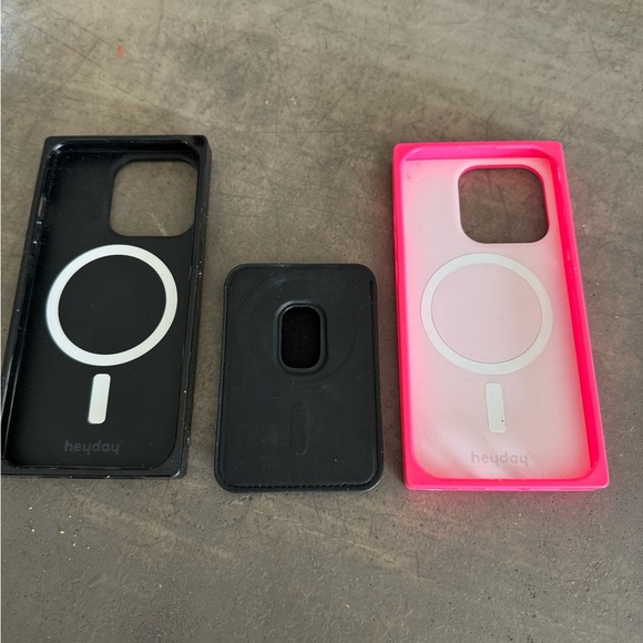 Black and Pink Phone Case Set w magnetic card holder that works on both cases 🩷🖤 - Picture 2 of 11